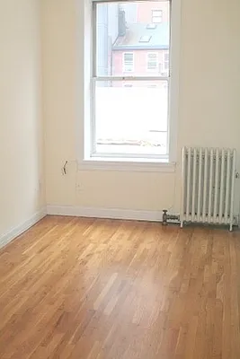 Rented by FirstService Realty (legacy) | media 5