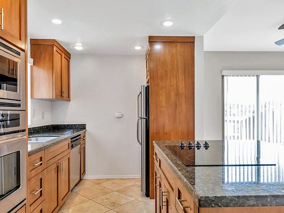 3rd image of 14039 N Kendall Dr APT B