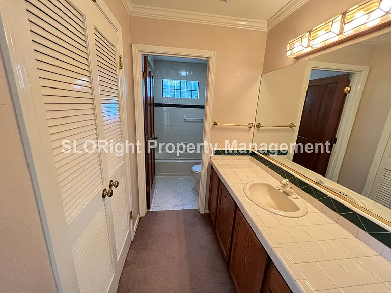 578 Dana St #A — Photo 10