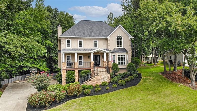 1st image of 4500 Club House Dr