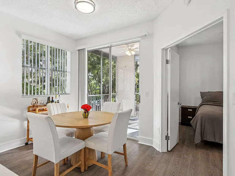 Windsor Castle Townhome Community — Photo 73