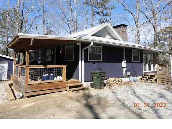 48 Crocker Dr