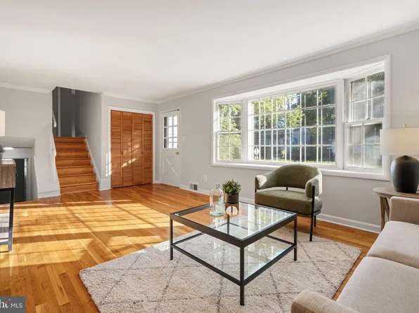 6118 Greeley Blvd, Springfield, VA 22152