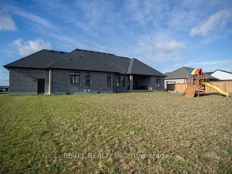 14 Bowen Pl — Photo 34