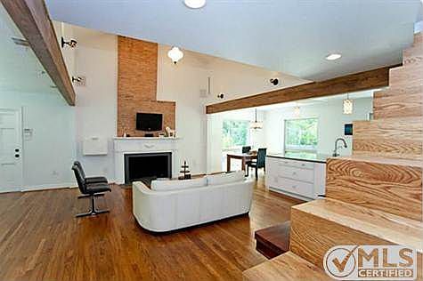 4th image of 9803 Redondo Dr