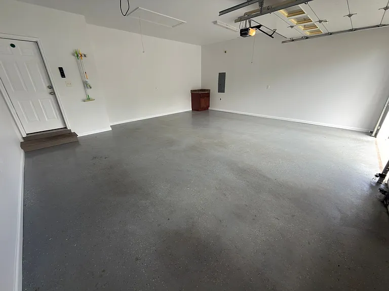 6729 Bradley Rd — Photo 4