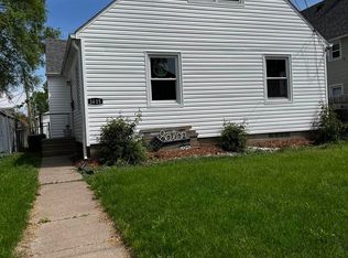 1613 20th Ave, Moline, IL 61265