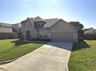 3725 Caladium Ln, Forest Hill, TX 76140