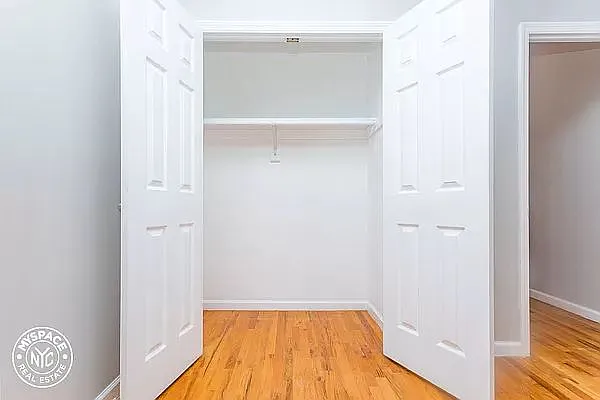 Rented by Blue Egg Realty Corp | media 43