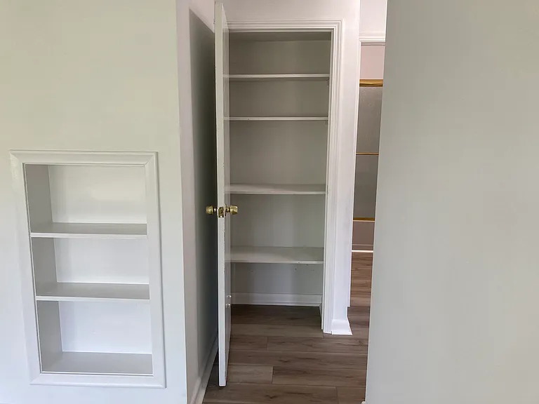 7101 Reber Dr — Photo 17