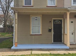 222 Laurel St, Beverly, NJ 08010