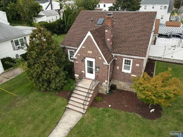 191 Terrace Ave, Lodi, NJ 07644