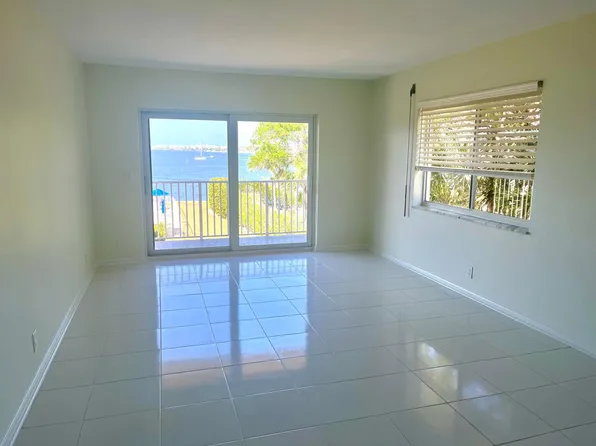 311 E Ocean Ave, Lantana, FL