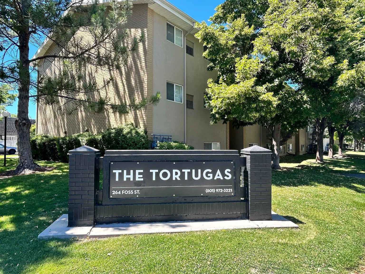 Tortugas Apartments — Photo 1
