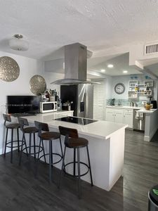 13700 SW 62nd St APT 213, Miami, FL, 33183