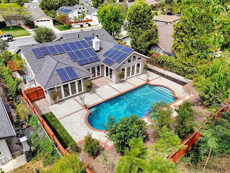 28912 Aloma Ave — Photo 4