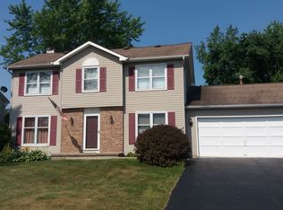 467 Leerie Dr, Rochester, NY 14612