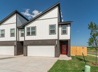 19511 Molly Pl, Edmond, OK 73012