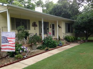 104 Kevin Dr, Kathleen, GA 31047