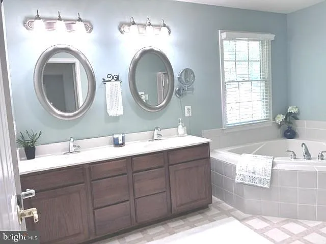 17277 Kettlebrook Lndg — Photo 27
