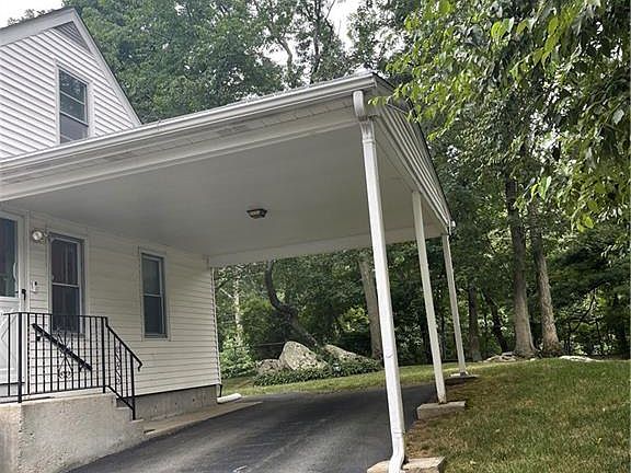 5th image of 31 Julien St