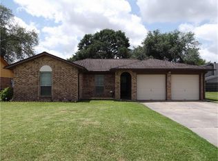 1224 Pyburn St, Angleton, TX 77515
