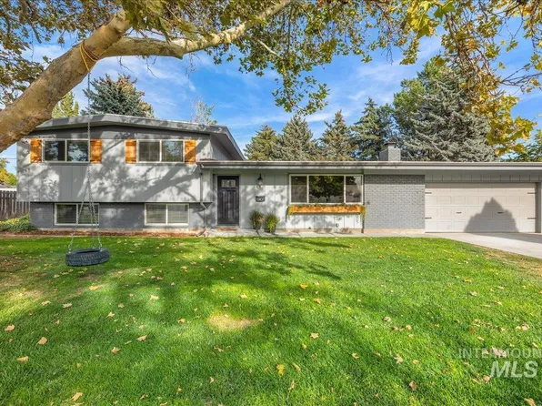 7210 W Alderbrook Dr, Boise, ID 83709