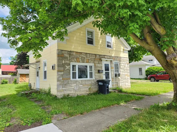 802 N Porter St, Watkins Glen, NY 14891