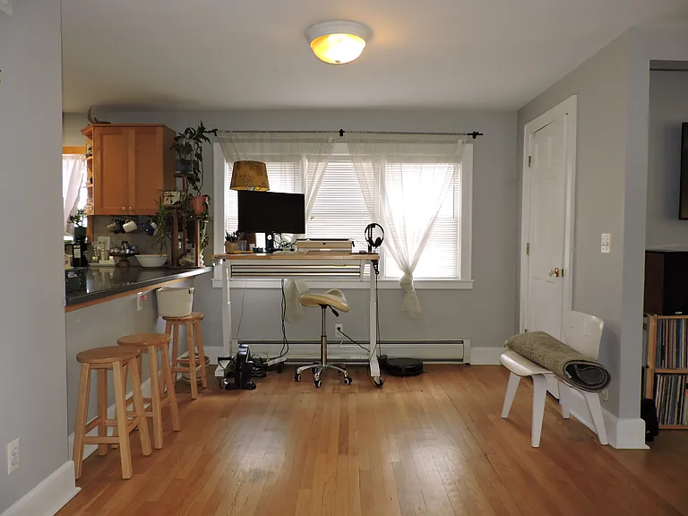 213 Holmes St #1 — Photo 6