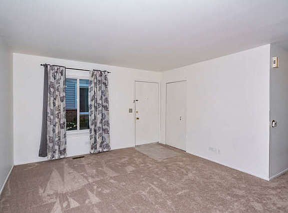 3rd image of 1949 N Jamestown Dr