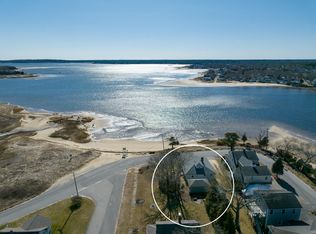 88 Parkwood Dr, Wareham, MA 02571