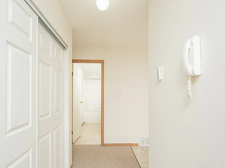620 King St — Photo 18