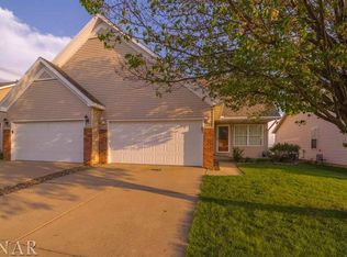 2005 Marina Dr, Normal, IL 61761