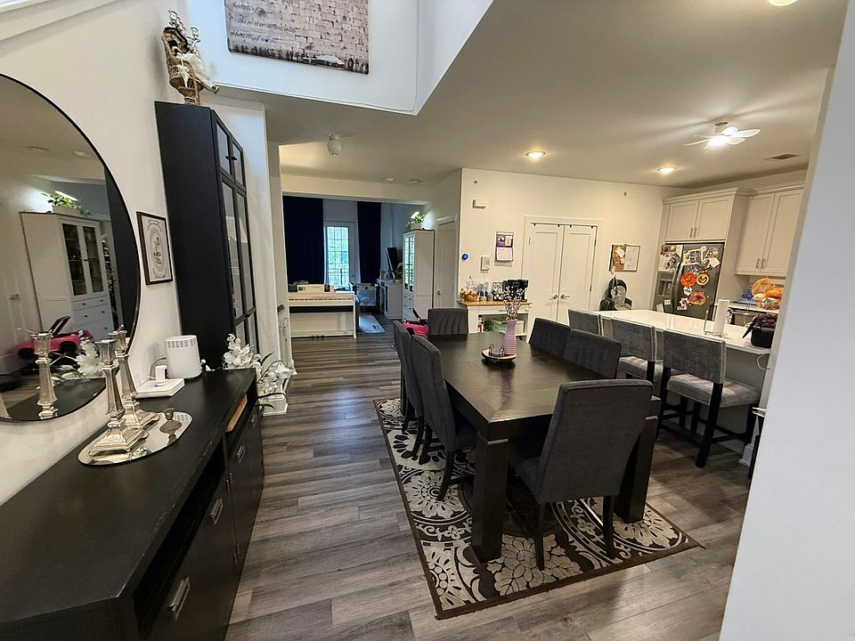 Dining Room 2