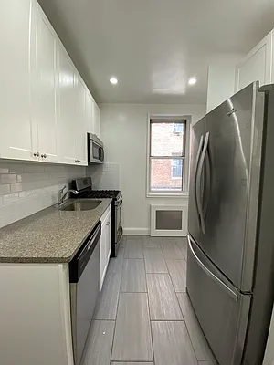 Rented by Kew Forest Realty Inc | media 12