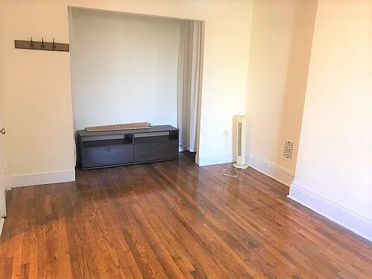 Rented by Garfield Realty  | media 10