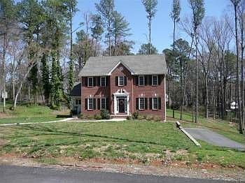 2nd image of 209 W Brook Run Dr