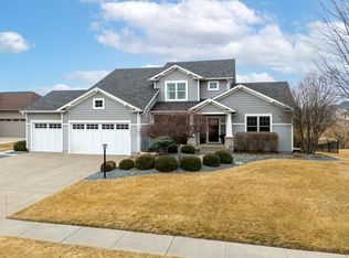 3178 Westminster Rd, Bettendorf, IA 52722