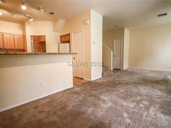 4th image of 251 S Green Valley Pkwy Unit 1013