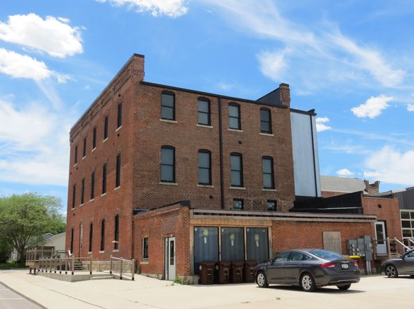 120 E Pleasant St #301