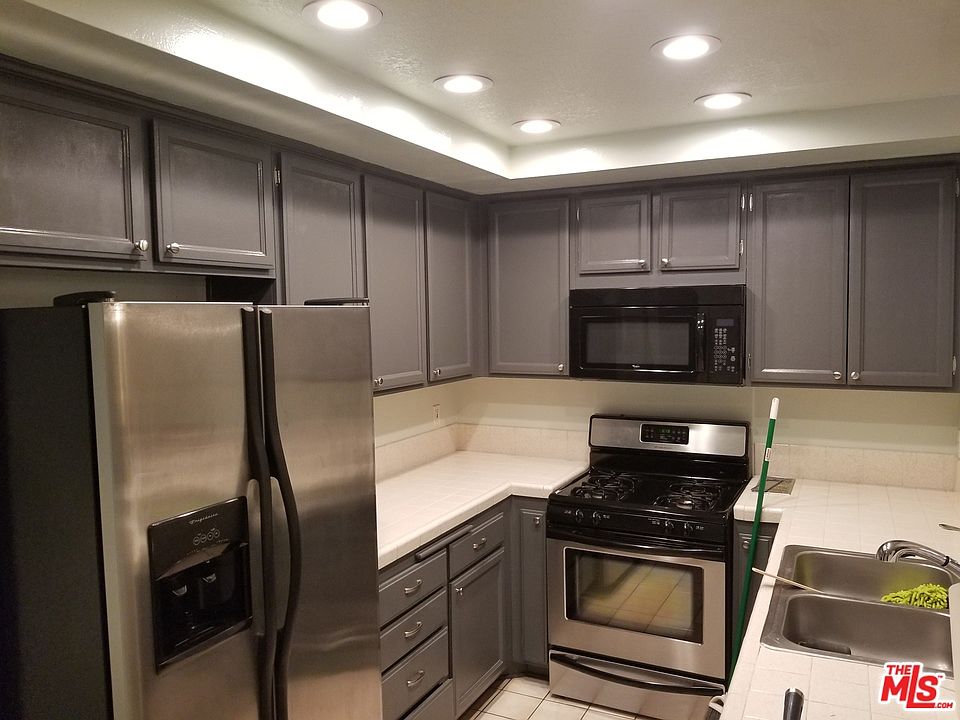 1st image of 5534 Encino Ave APT 310