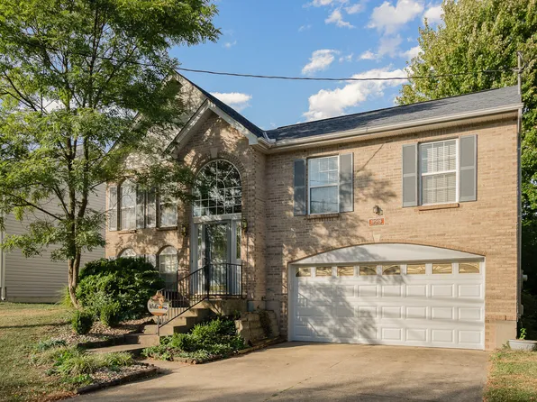 998 Shadowridge Dr, Elsmere, KY 41018