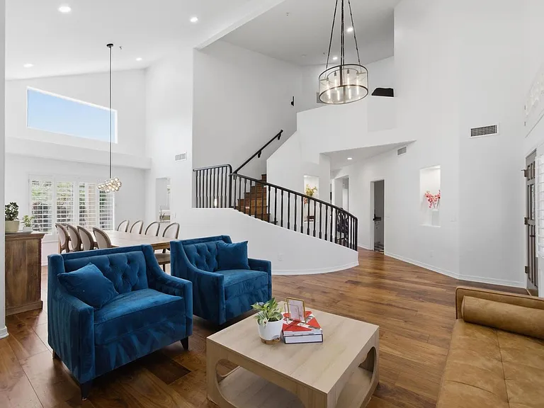 12955 E Mercer Ln — Photo 1