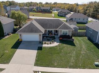 2225 Chanticleer St, Excelsior Springs, MO 64024