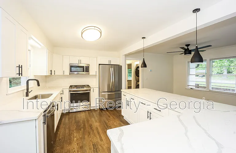 3543 Bouldercrest Rd — Photo 6