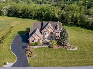 5562 Sunflower Ct, Orefield, PA 18069