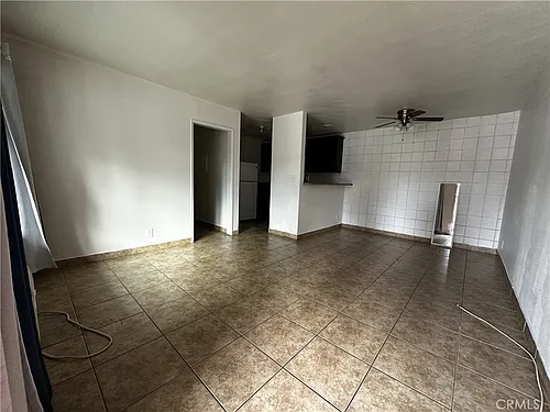 120 E Pine St #J Photo 1