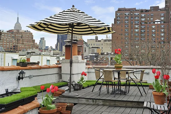 Sold by Corcoran | media 10