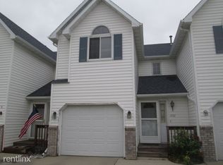 1732 28th Ave S, Grand Forks, ND 58201