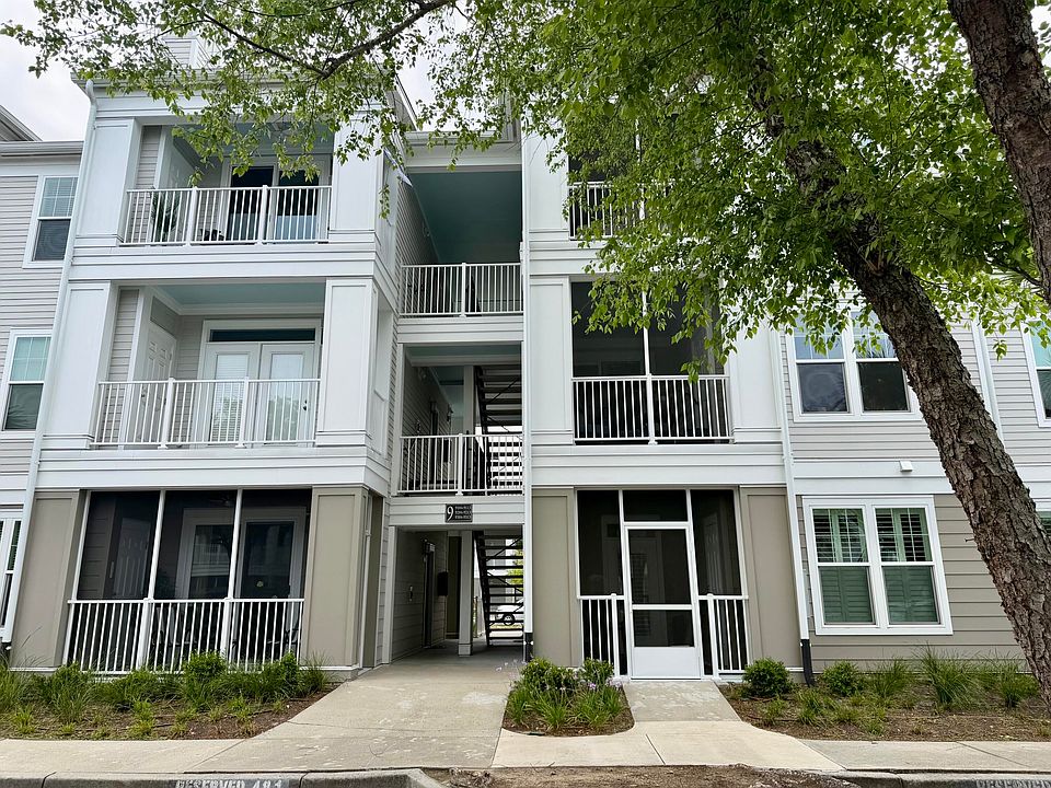 1st image of 130 River Landing Dr Unit 9205